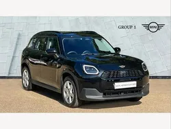 Black Used 2025 Mini Countryman Classic SUV | £31,295 (Fair price)