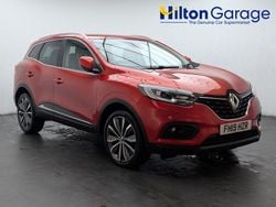 Red Used 2019 Renault Kadjar Iconic SUV | £9,250 (Fair price)