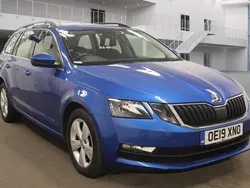 Blue Used 2019 Skoda Octavia SE Technology Estate | £10,290 (Good price)