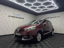 Red Used 2015 Renault Scénic III Dynamique MPV | £6,499 (Fair price)