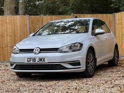 Silver Used 2018 VW Golf VII SE Hatchback | £13,800 (Fair price)