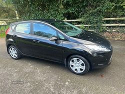 Black Used 2011 Ford Fiesta Hatchback | £2,750 (Fair price)
