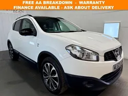 White Used 2013 Nissan Qashqai 360º SUV | £4,595 (Fair price)