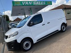 White Used 2022 Peugeot Expert Premium Van | £9,995 (Fair price)