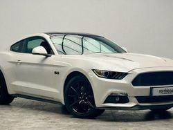 White Used 2017 Ford Mustang GT Coupe | £31,995 (Fair price)