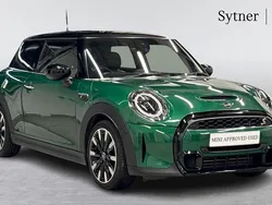 Green Used 2021 Mini Cooper S Exclusive Hatchback | £21,000 (Fair price)