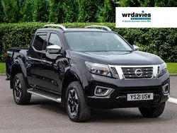 Black Used 2021 Nissan Navara Tekna Pickup | £20,999 (Fair price)
