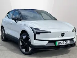 New 2025 Volvo EX30 Plus SUV | £33,195 (Super price)