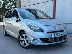 Silver Used 2011 Renault Grand Scénic III Dynamique MPV | £2,300 (Fair price)