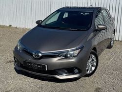 Bronze Used 2016 Toyota Auris Business Edition Hatchback | £6,495 (Fair price)