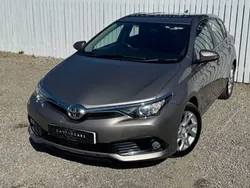 Bronze Used 2016 Toyota Auris Business Edition Hatchback | £6,495 (Fair price)