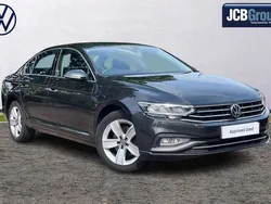 Grey Used 2019 VW Passat SE Sedan | £13,490 (Fair price)