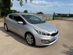 Silver Used 2014 Kia ProCeed Hatchback | £3,689 (Good price)