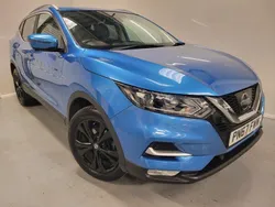 Blue Used 2017 Nissan Qashqai N-Connecta SUV | £8,249 (Fair price)