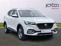 White Used 2021 MG HS Exclusive SUV | £16,000 (Fair price)