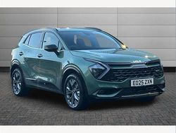 Experience green Used 2025 Kia Sportage GT-Line SUV | £29,195 (Super price)