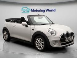 Used 2018 Mini Cooper Hatchback | £15,200 (Fair price)