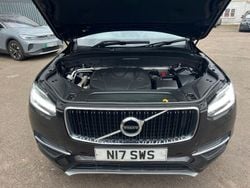 Black Used 2017 Volvo XC90 Momentum SUV | £21,995 (Fair price)