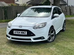 White Used 2014 Ford Focus ST Hatchback | £7,550 (Fair price)