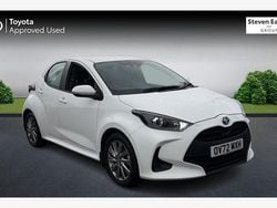 Used 2025 Toyota Yaris Hybrid Hatchback | £17,782 (Good price)
