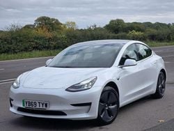 White Used 2019 Tesla Model 3 Standard Range Sedan | £13,250 (Fair price)