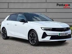 White Used 2024 Vauxhall Astra Ultimate Hatchback | £29,995