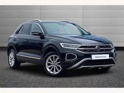 Black Used 2022 VW T-Roc Style SUV | £21,295 (Fair price)