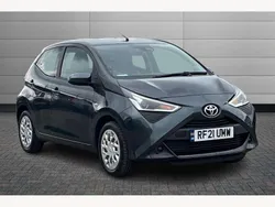 Decuma grey Used 2021 Toyota Aygo X-play Hatchback | £9,495 (Fair price)