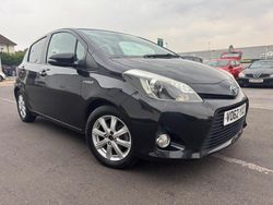 Black Used 2012 Toyota Yaris Hybrid T4 Hatchback | £6,295