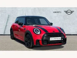 Chili red Used 2021 Mini Cooper Sport Hatchback | £17,950 (Expensive)