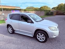 Silver Used 2009 Toyota RAV4 SUV | £2,499 (Super price)