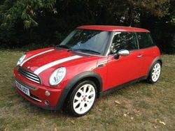 Red Used 2006 Mini ONE Hatchback | £1,370 (Fair price)
