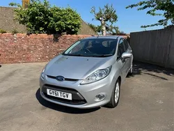 Silver Used 2011 Ford Fiesta Zetec Hatchback | £5,500 (Fair price)