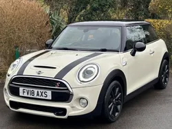 White Used 2018 Mini Cooper S Hatch Hatchback | £12,990 (Good price)