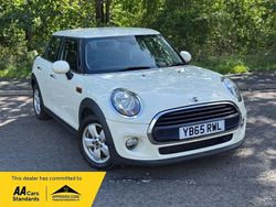 White Used 2015 Mini Cooper Hatch Hatchback | £7,250 (Fair price)