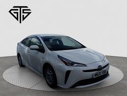 White Used 2025 Toyota Prius Hatchback | £13,495 (Fair price)