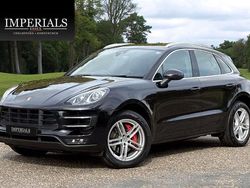 Used 2017 Porsche Macan Turbo SUV | £27,948 (Fair price)