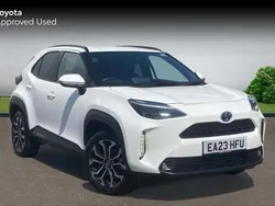 Used 2025 Toyota Yaris Hybrid Design Estate | £21,015 (Good price)