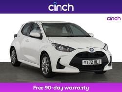 White Used 2022 Toyota Yaris Hybrid Hatchback | £15,099 (Good price)