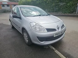 Silver Used 2006 Renault Clio II Expression Hatchback | £990 (Super price)