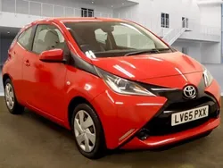 Red Used 2015 Toyota Aygo X-play Hatchback | £5,490 (Fair price)