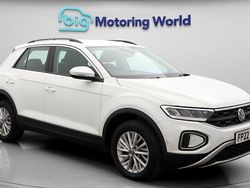 Used 2025 VW T-Roc Life SUV | £21,900 (Good price)