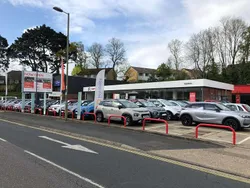 Red New 2025 Citroën C3 Hatchback | £17,685 (Fair price)