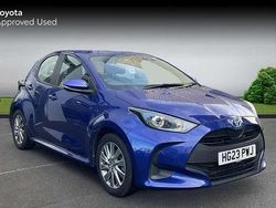 Blue Used 2023 Toyota Yaris Hybrid Hatchback | £16,914 (Super price)