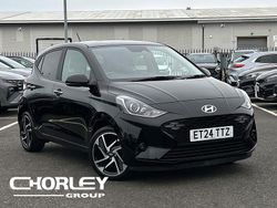 Black Used 2024 Hyundai i10 Premium Hatchback | £14,943 (Fair price)