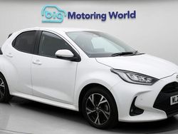 Used 2025 Toyota Yaris Hybrid Design Hatchback | £17,900 (Super price)