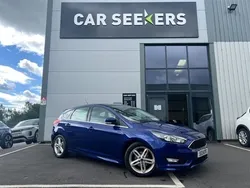 Blue Used 2015 Ford Focus Zetec Hatchback | £6,491 (Fair price)