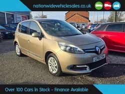 Beige Used 2016 Renault Scénic III Dynamique MPV | £4,968 (Fair price)
