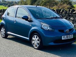 Blue Used 2008 Toyota Aygo Hatchback | £1,890 (Fair price)