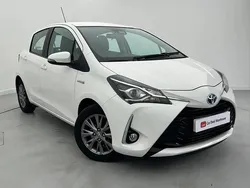 White Used 2019 Toyota Yaris Hybrid Hatchback | £12,399 (Fair price)
